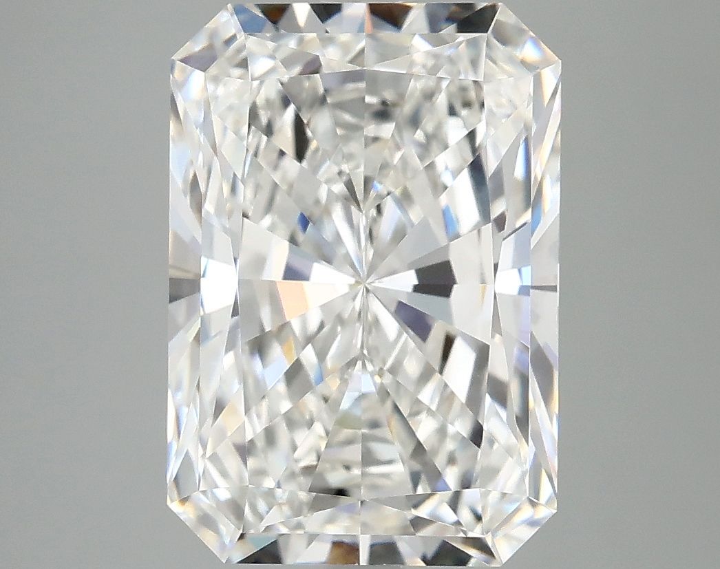 4.98 ct. radiant Lab Grown Diamond front image