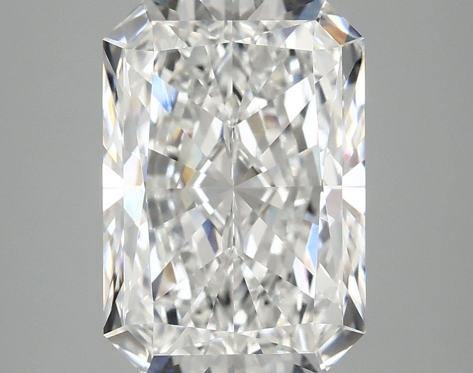 4.03 ct. radiant Lab Grown Diamond front image