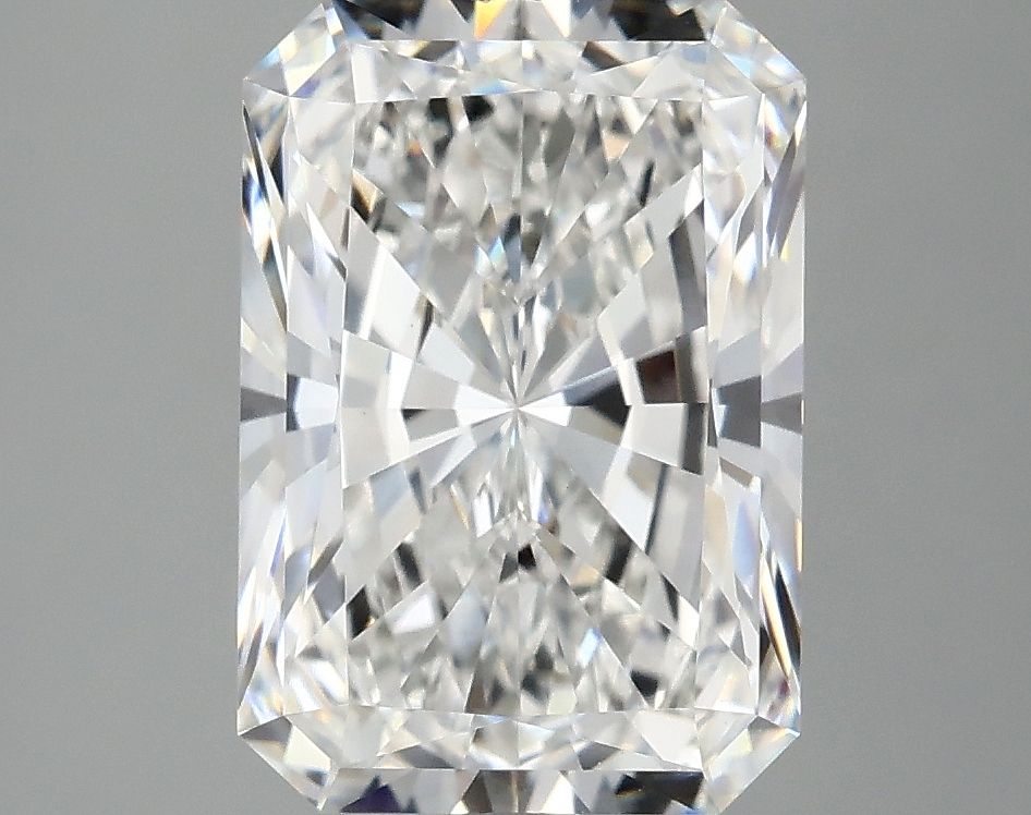 3.78 ct. radiant Lab Grown Diamond front image