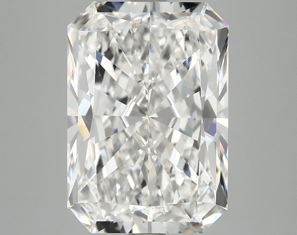 4.84 ct. radiant Lab Grown Diamond front image