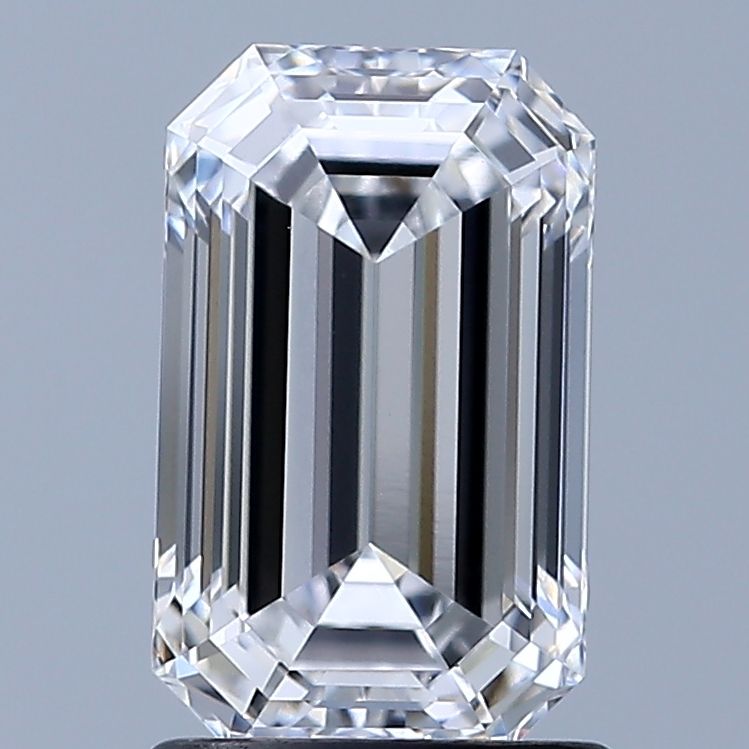 1.58 ct. emerald Lab Grown Diamond front image