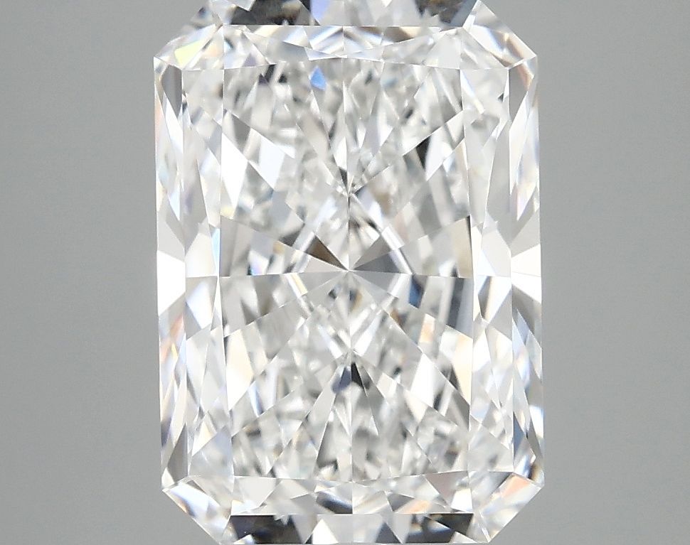 4.05 ct. radiant Lab Grown Diamond front image