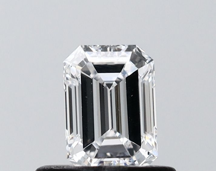 0.51 ct. emerald Lab Grown Diamond front image