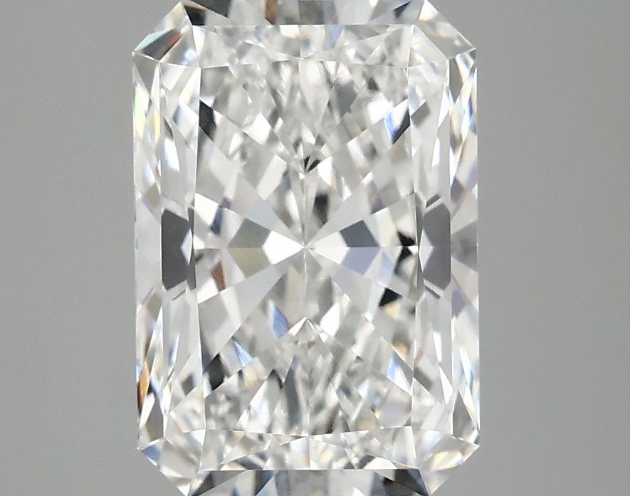 3.08 ct. radiant Lab Grown Diamond front image