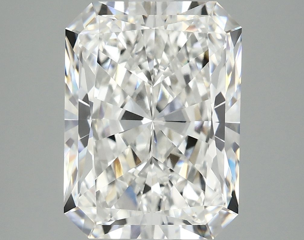 4.83 ct. radiant Lab Grown Diamond front image