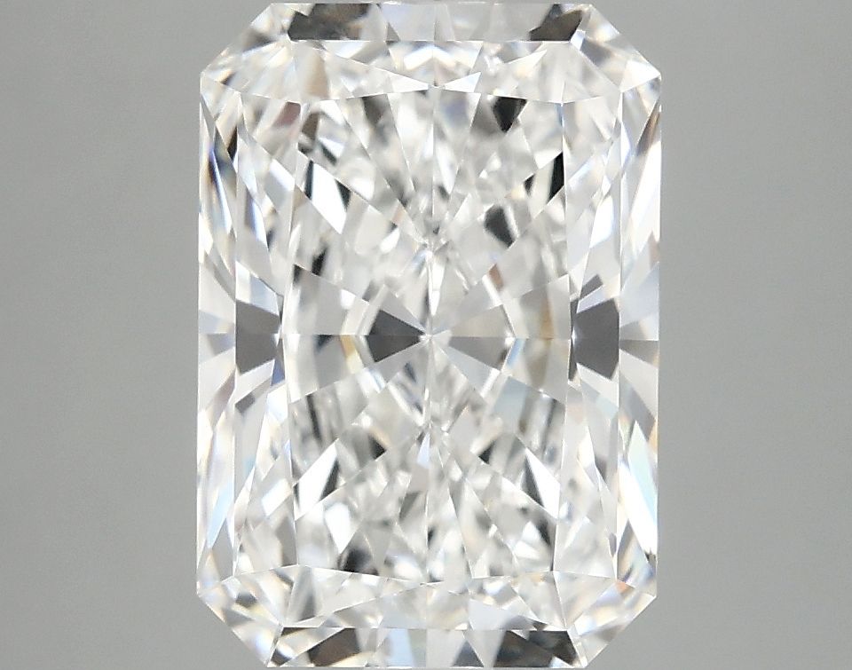 3.84 ct. radiant Lab Grown Diamond front image