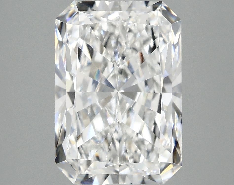 2.92 ct. radiant Lab Grown Diamond front image
