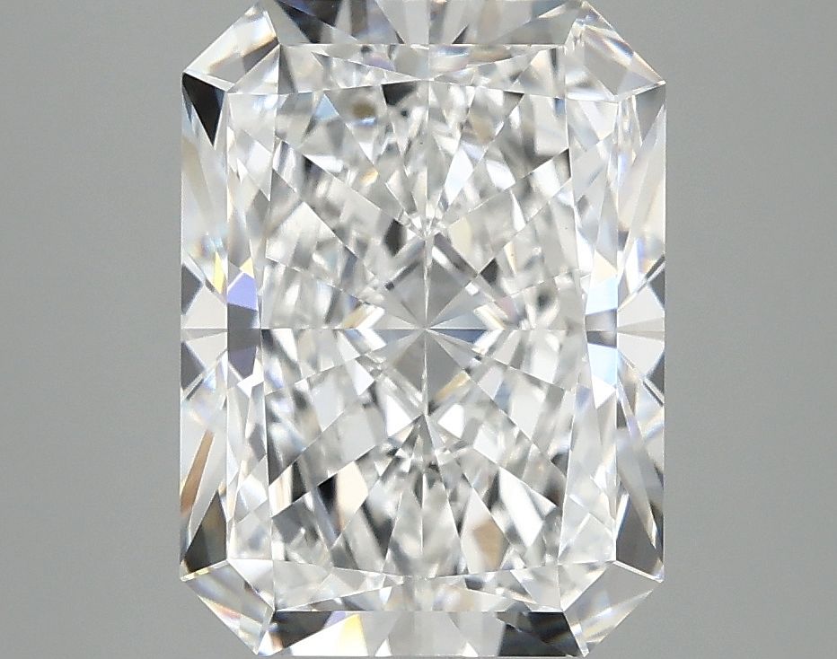 4.05 ct. radiant Lab Grown Diamond front image