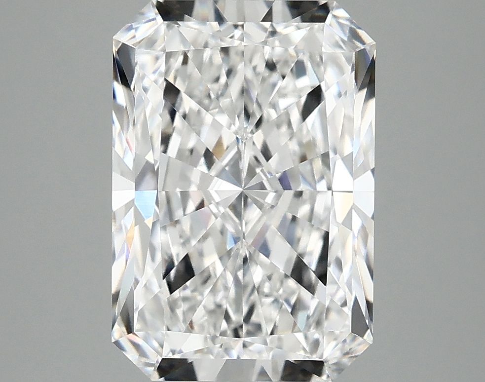 4.10 ct. radiant Lab Grown Diamond front image