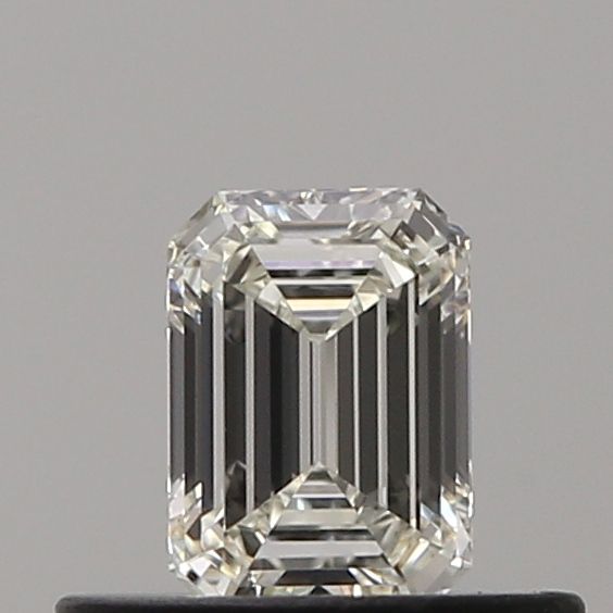 0.33 ct Emerald Diamond