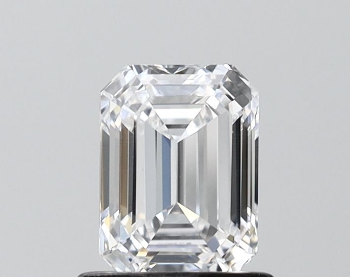 1.01 ct. emerald Lab Grown Diamond front image