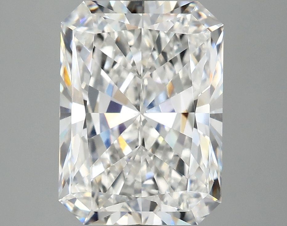 3.91 ct. radiant Lab Grown Diamond front image