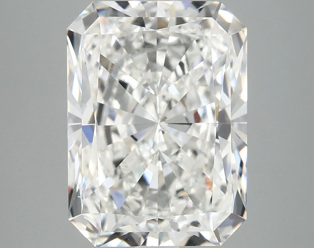 5.05 ct. radiant Lab Grown Diamond front image