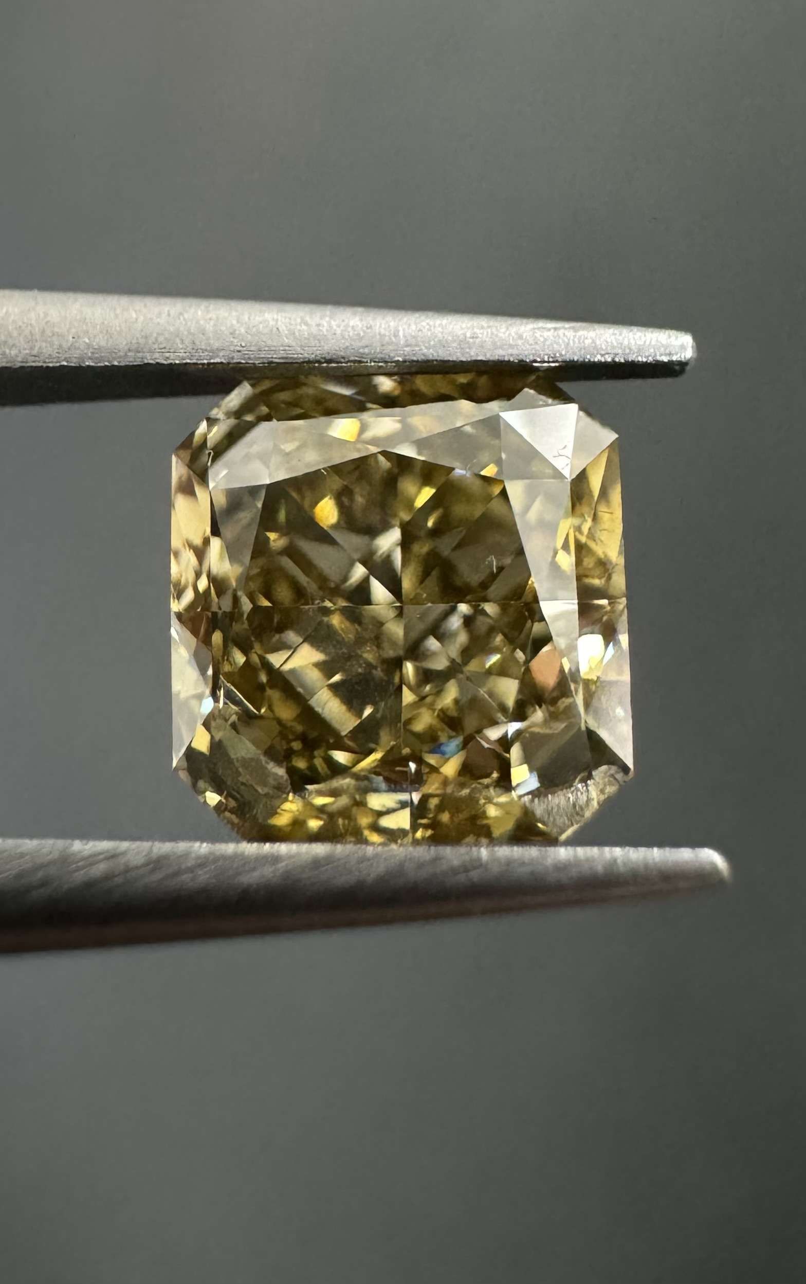 1.22 Carat Square Diamond Fancy Brown Greenish Yellow VVS2