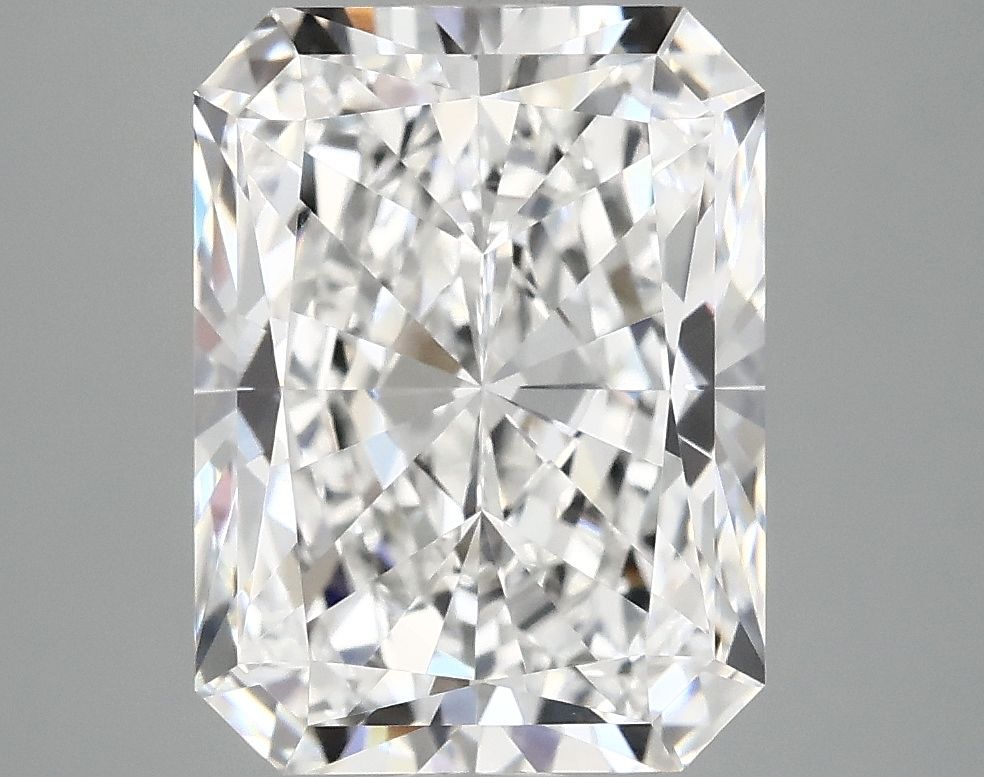 4.97 ct. radiant Lab Grown Diamond front image