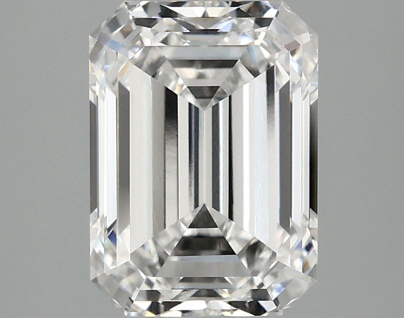 2.53 ct. emerald Lab Grown Diamond front image