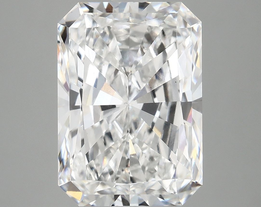 5.05 ct. radiant Lab Grown Diamond front image