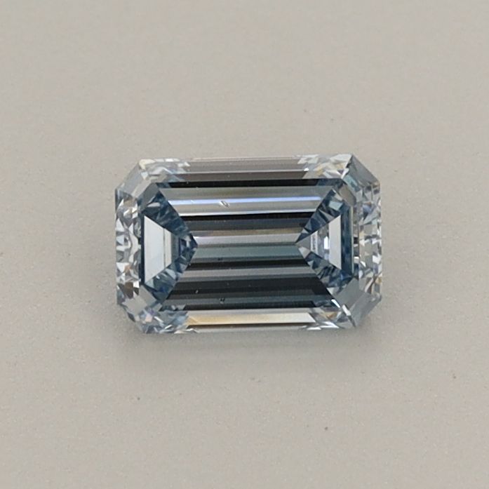 0.39 ct Emerald diamond