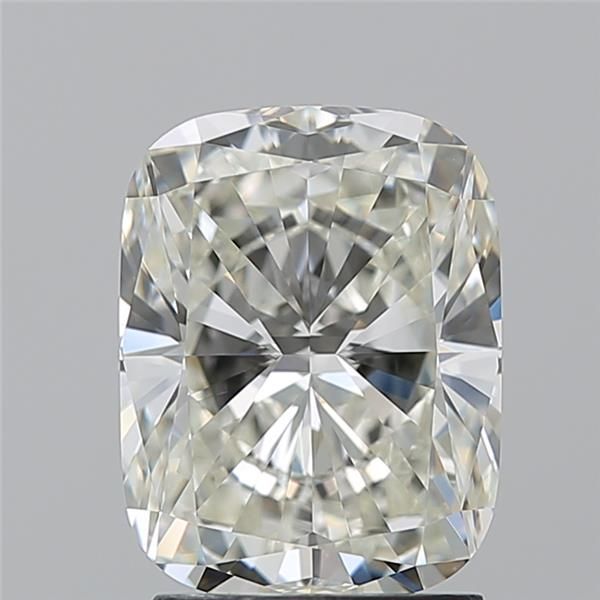 2.21 ct Cushion Brilliant diamond