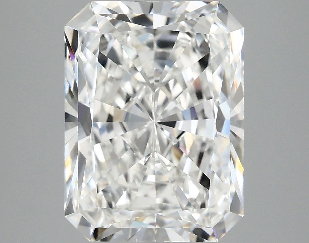 4.74 ct. radiant Lab Grown Diamond front image
