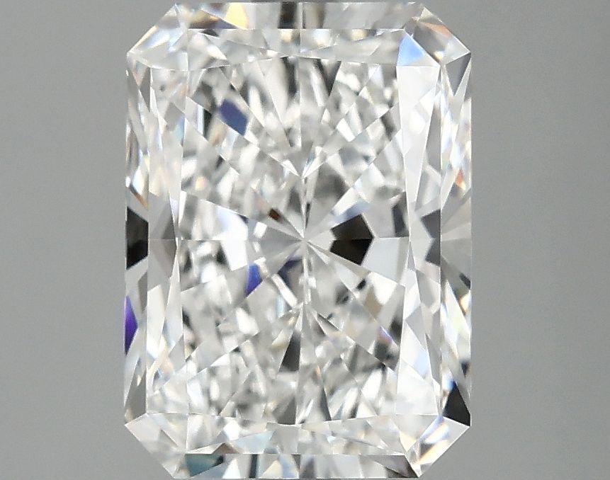 3.04 ct. radiant Lab Grown Diamond front image