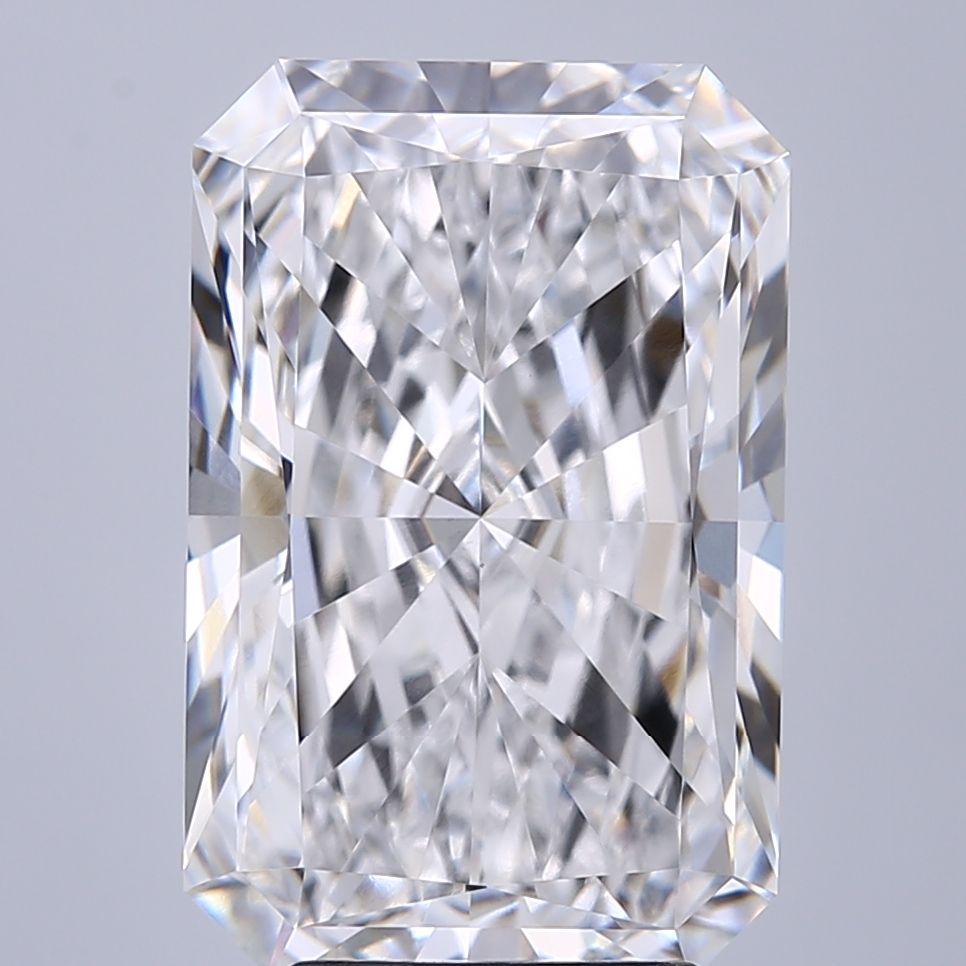 5.22 ct. radiant Lab Grown Diamond front image