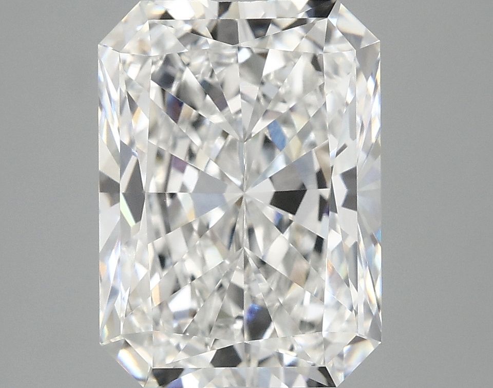 3.95 ct. radiant Lab Grown Diamond front image