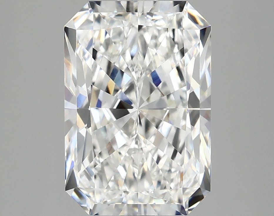 3.08 ct. radiant Lab Grown Diamond front image