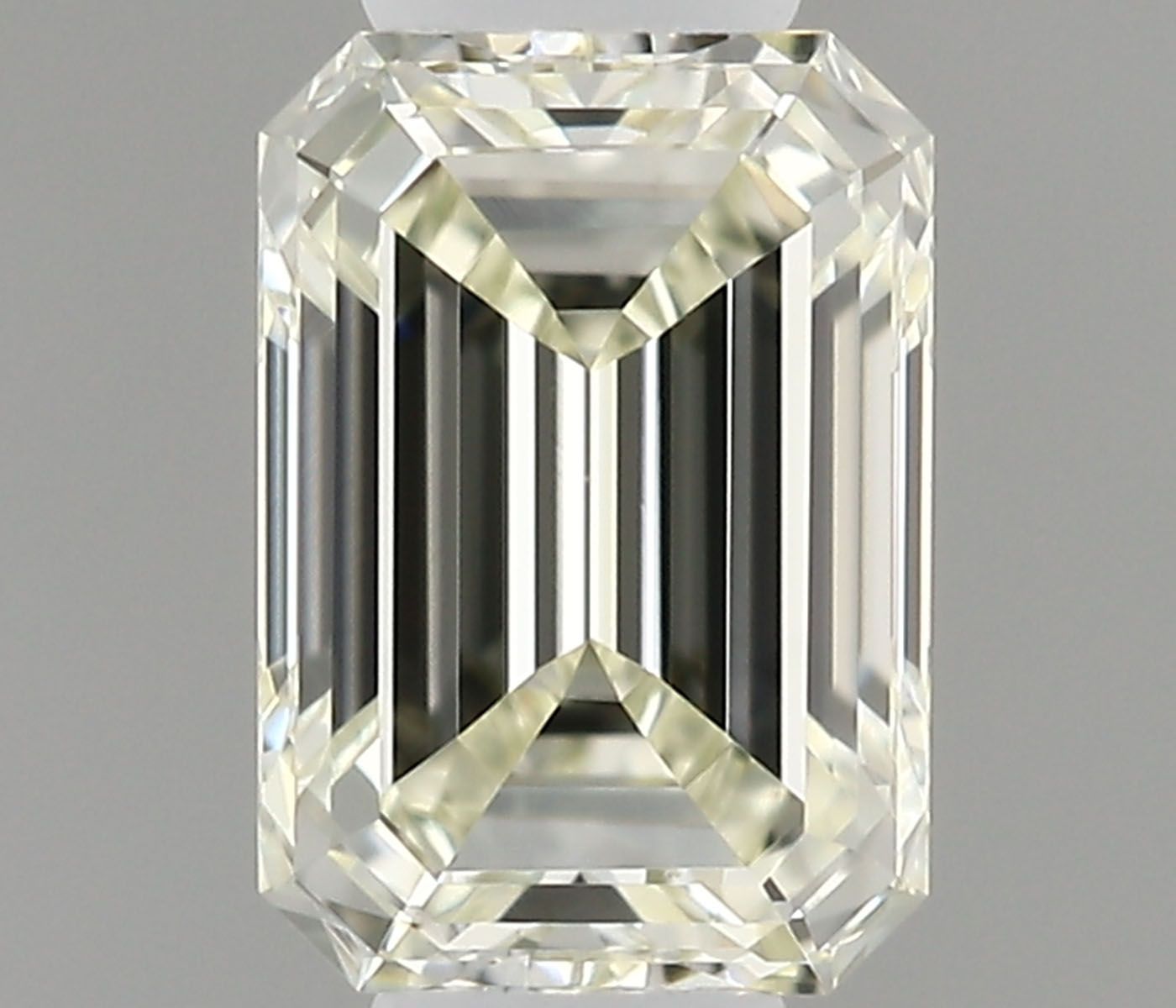 0.31 Carat J VVS2 Emerald Diamond