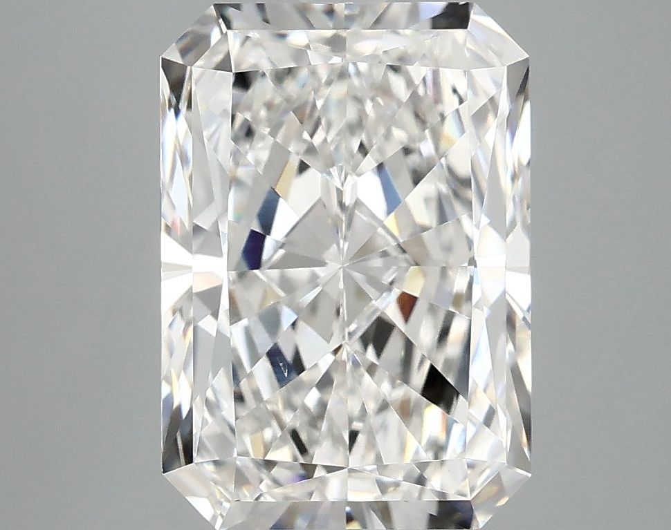 3.92 ct. radiant Lab Grown Diamond front image