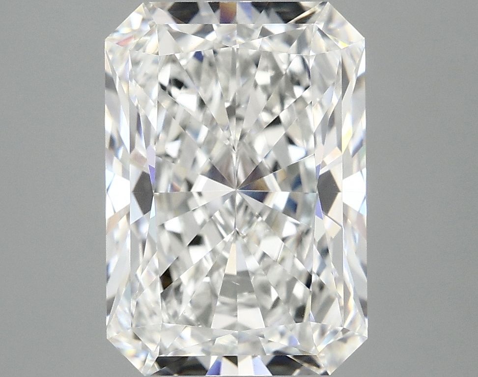 3.94 ct. radiant Lab Grown Diamond front image