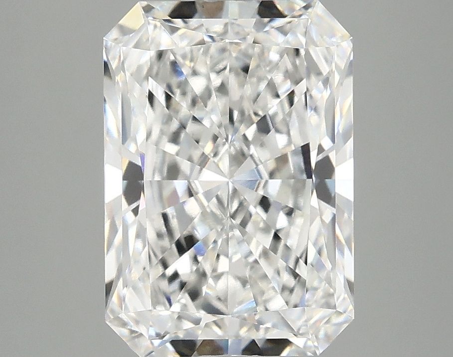 3.08 ct. radiant Lab Grown Diamond front image