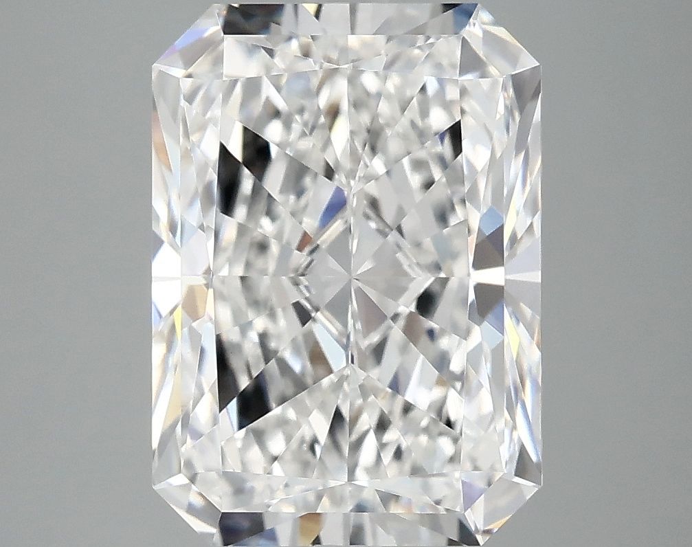 4.93 ct. radiant Lab Grown Diamond front image