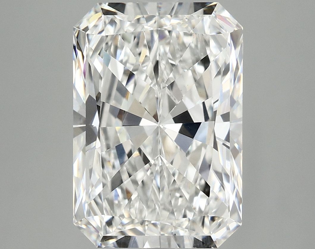 4.70 ct. radiant Lab Grown Diamond front image