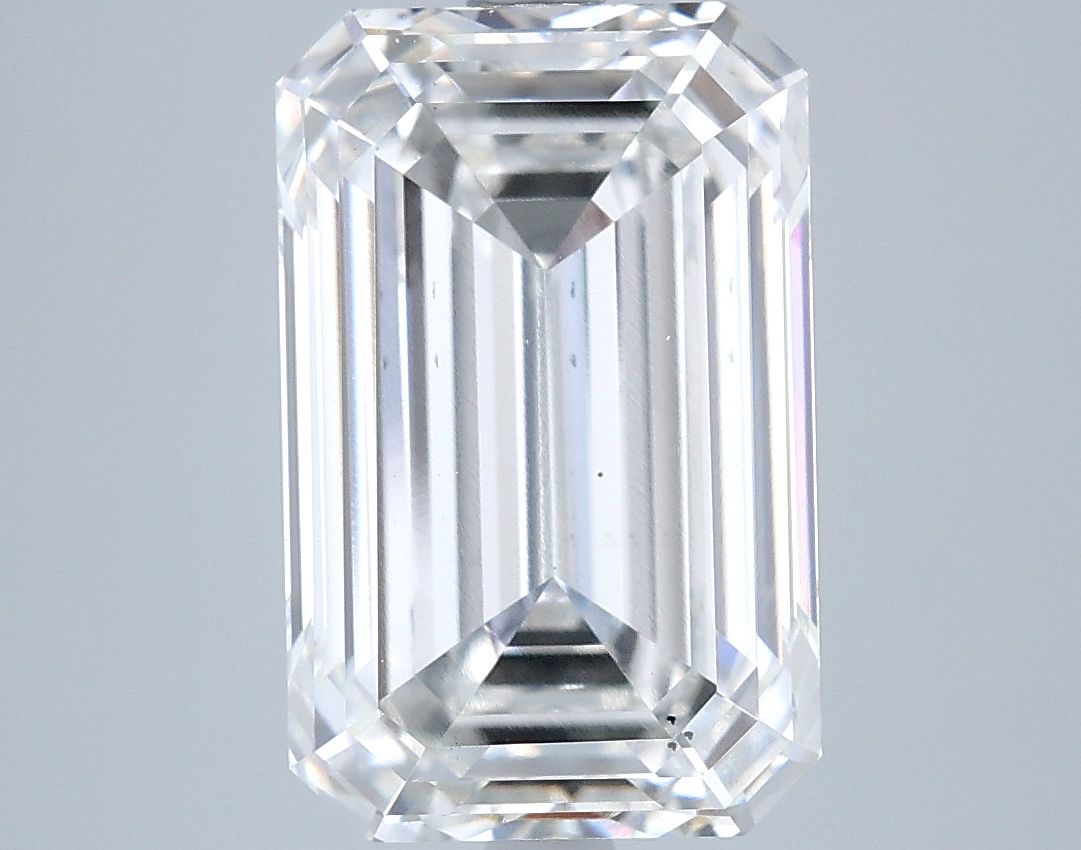 5.54 ct. emerald Lab Grown Diamond front image