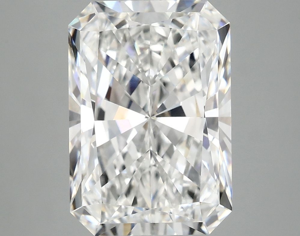 4.05 ct. radiant Lab Grown Diamond front image