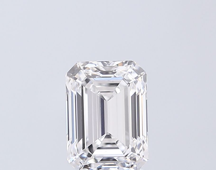 2.31 ct. emerald Lab Grown Diamond front image