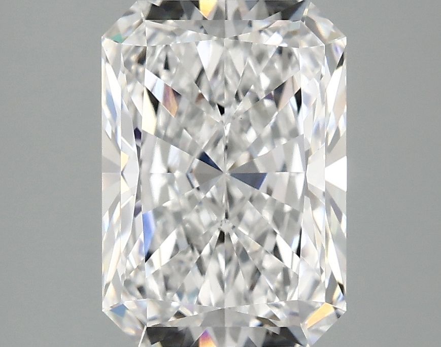 3.09 ct. radiant Lab Grown Diamond front image