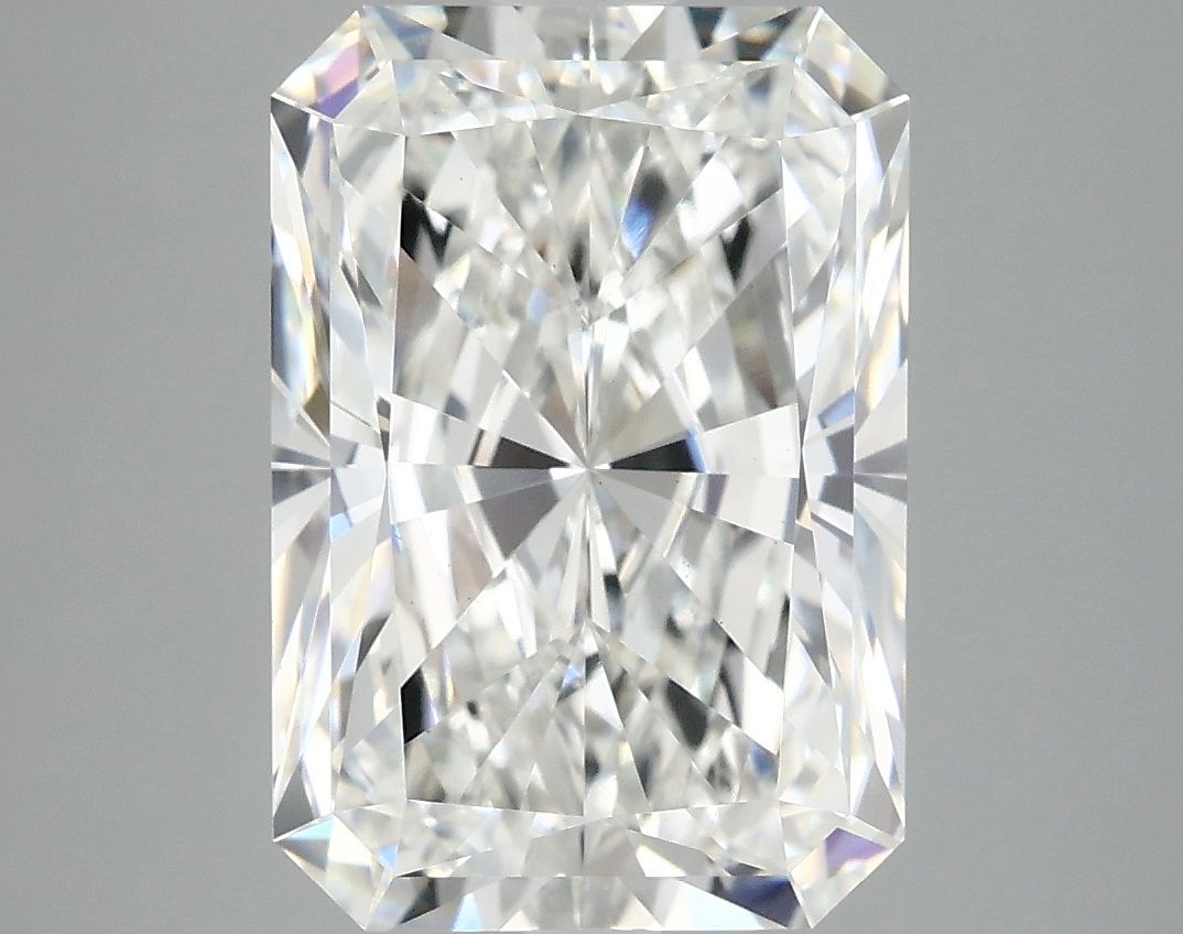 4.84 ct. radiant Lab Grown Diamond front image