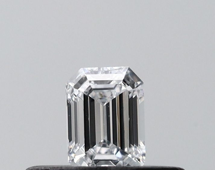 0.22 ct Emerald lab_grown_diamond