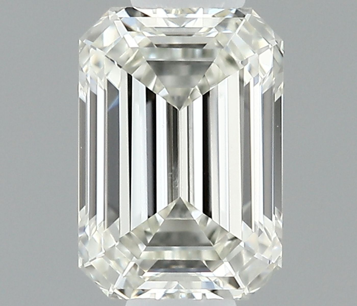 0.37 ct Emerald Diamond