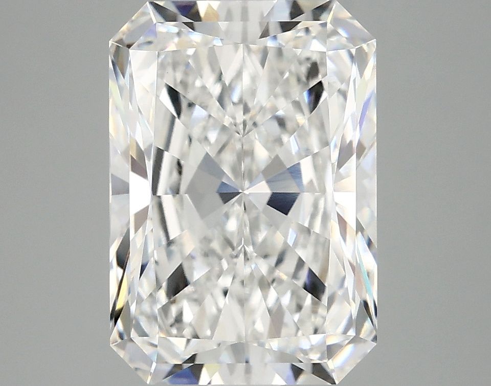 4.19 ct. radiant Lab Grown Diamond front image