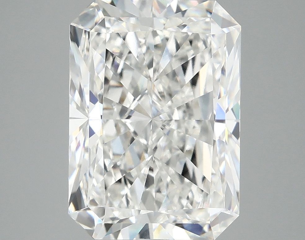 5.01 ct. radiant Lab Grown Diamond front image