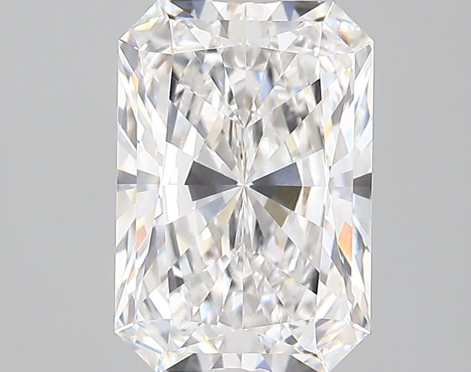 3.22 ct. radiant Lab Grown Diamond front image