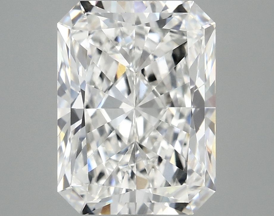 3.90 ct. radiant Lab Grown Diamond front image