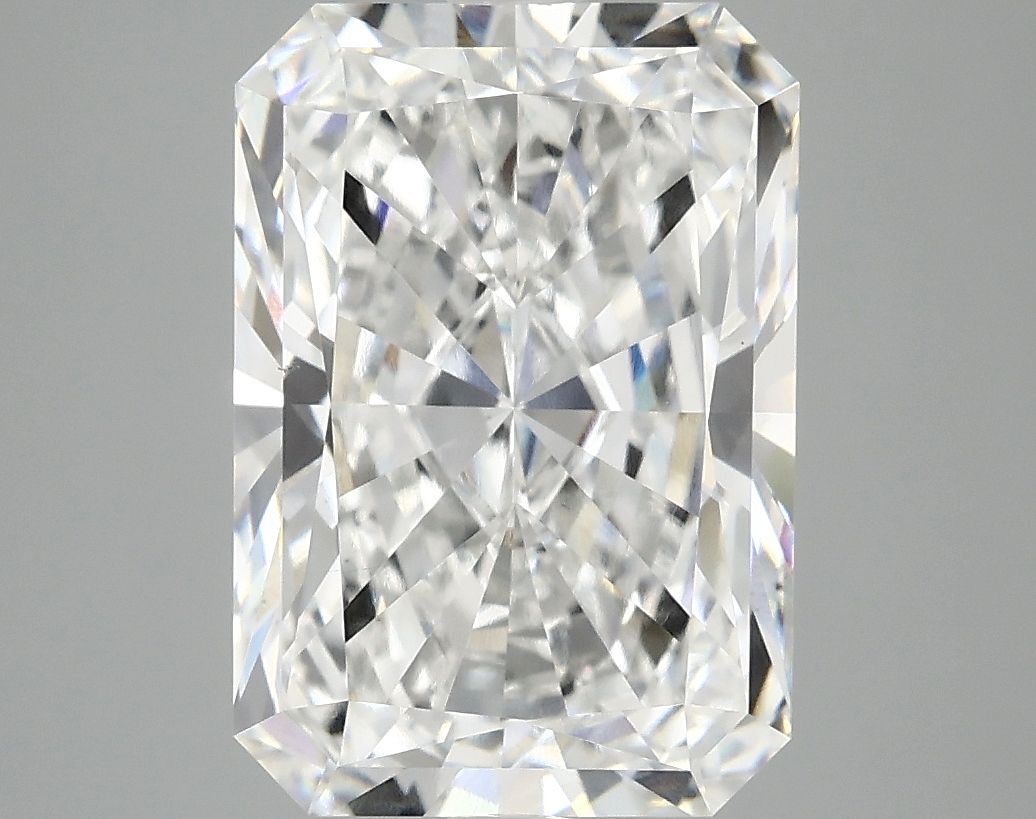 5.05 ct. radiant Lab Grown Diamond front image