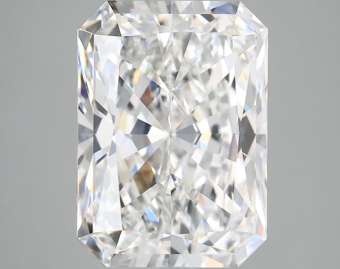 4.98 ct. radiant Lab Grown Diamond front image