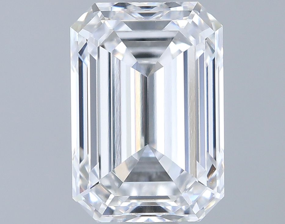 1.55 ct. emerald Lab Grown Diamond front image