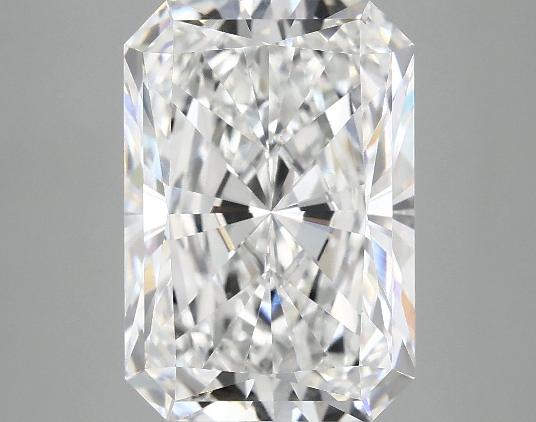 5.08 ct. radiant Lab Grown Diamond front image