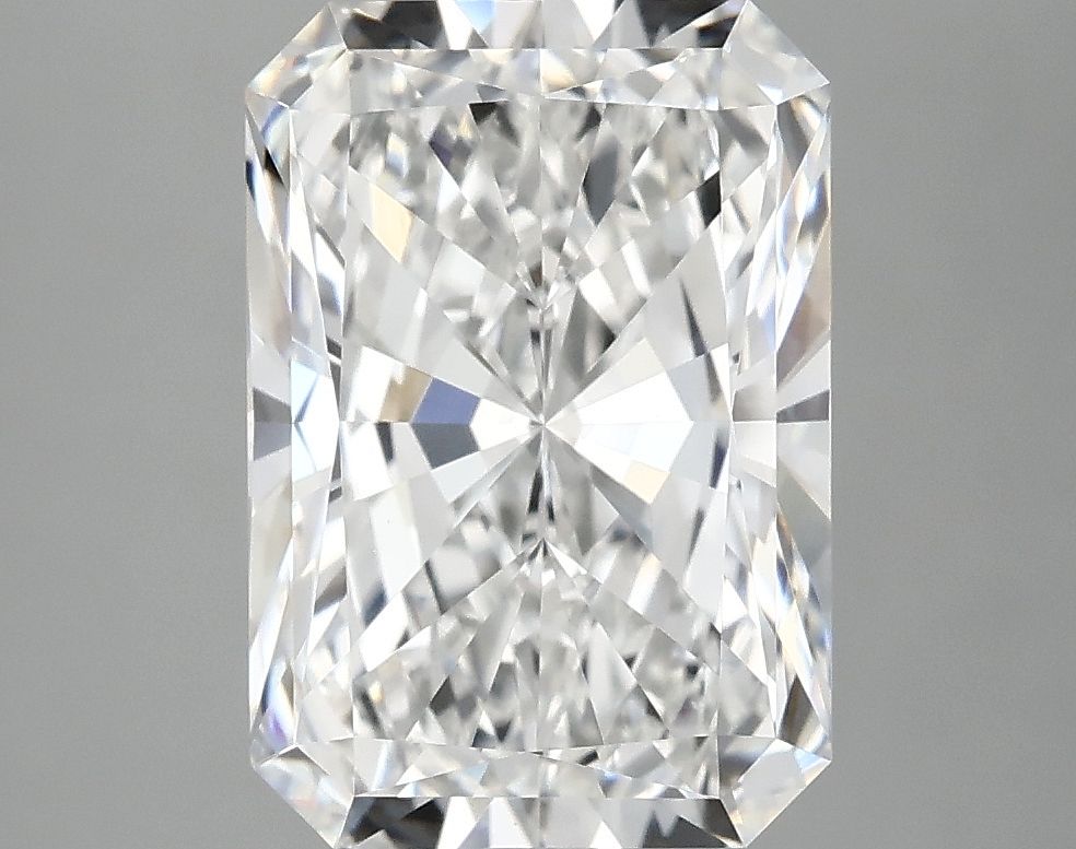 4.17 ct. radiant Lab Grown Diamond front image